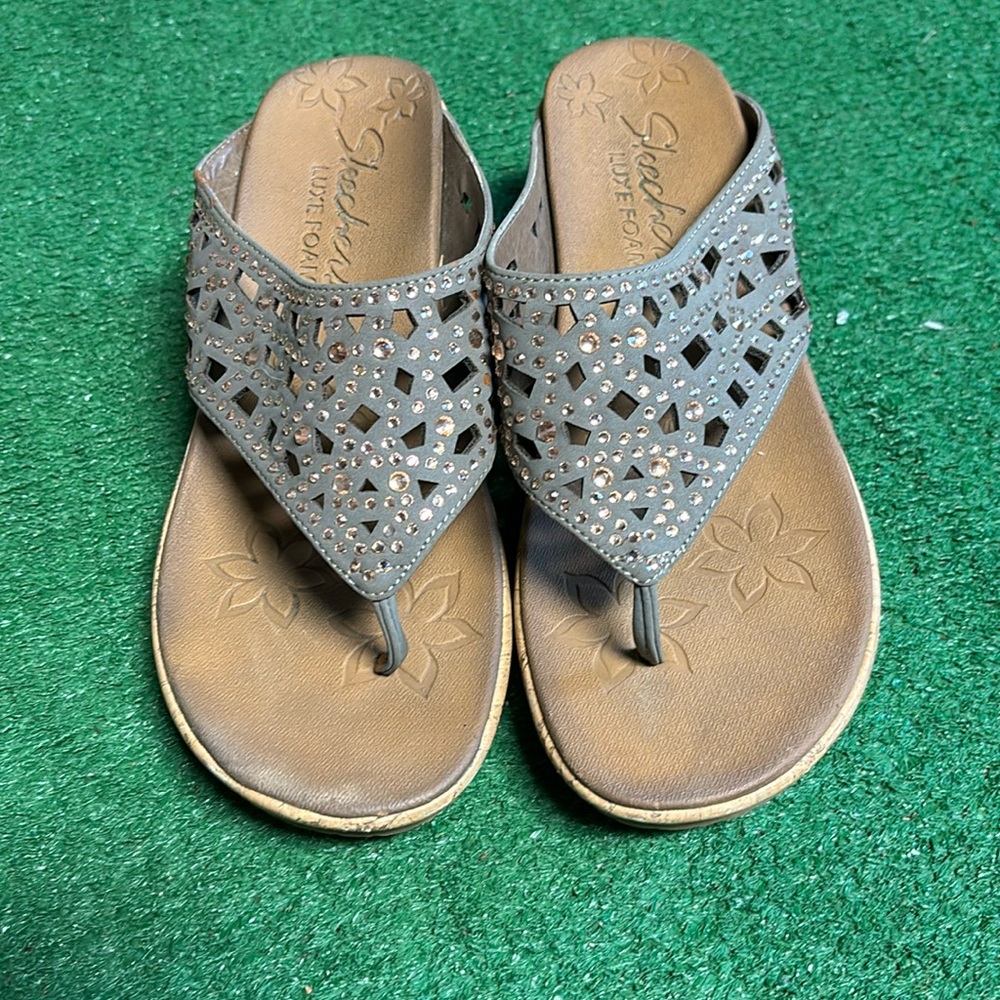 Platform sandals